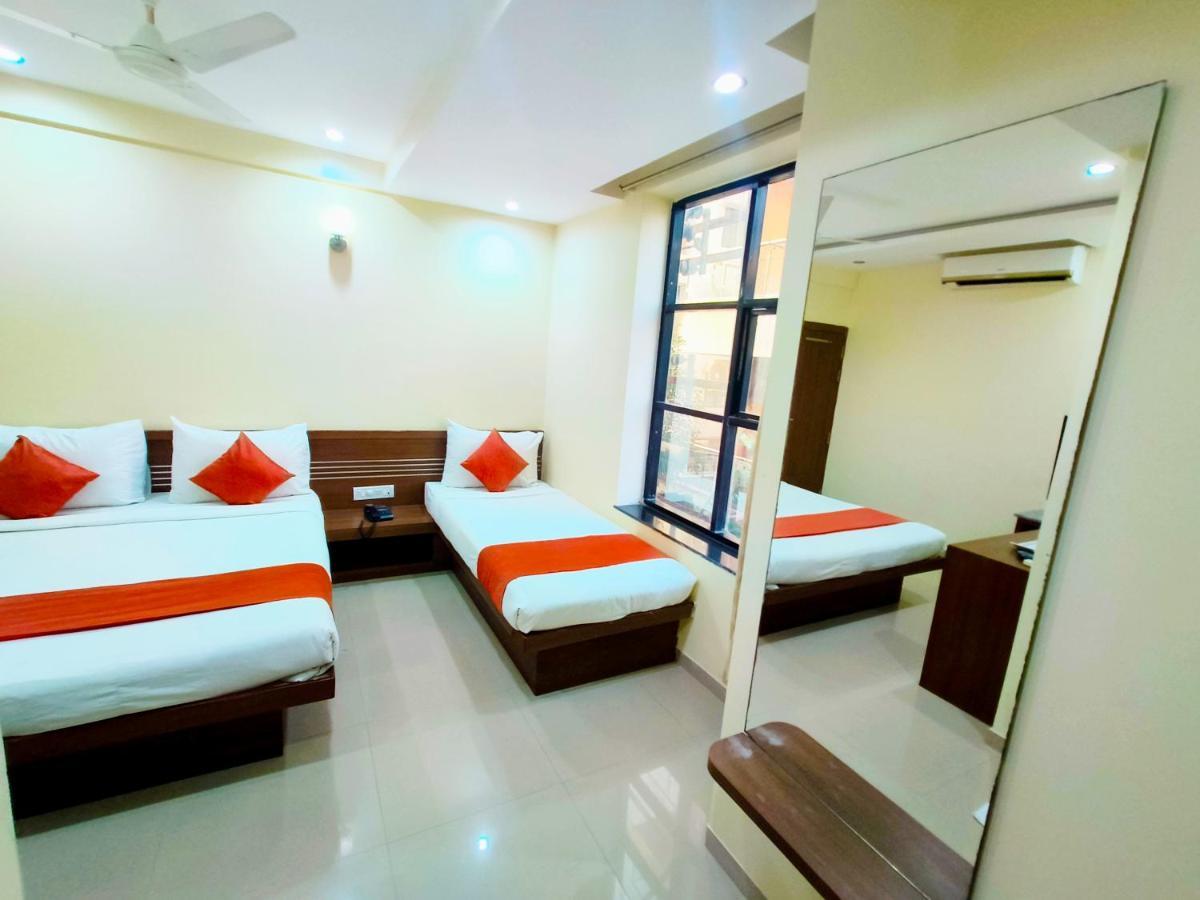 Sai Srushti By Neem Square Hotel Shirdi Ngoại thất bức ảnh
