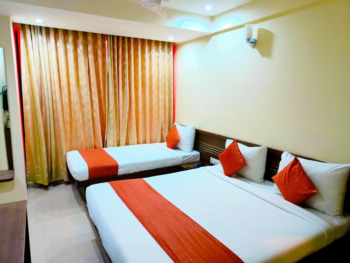 Sai Srushti By Neem Square Hotel Shirdi Ngoại thất bức ảnh