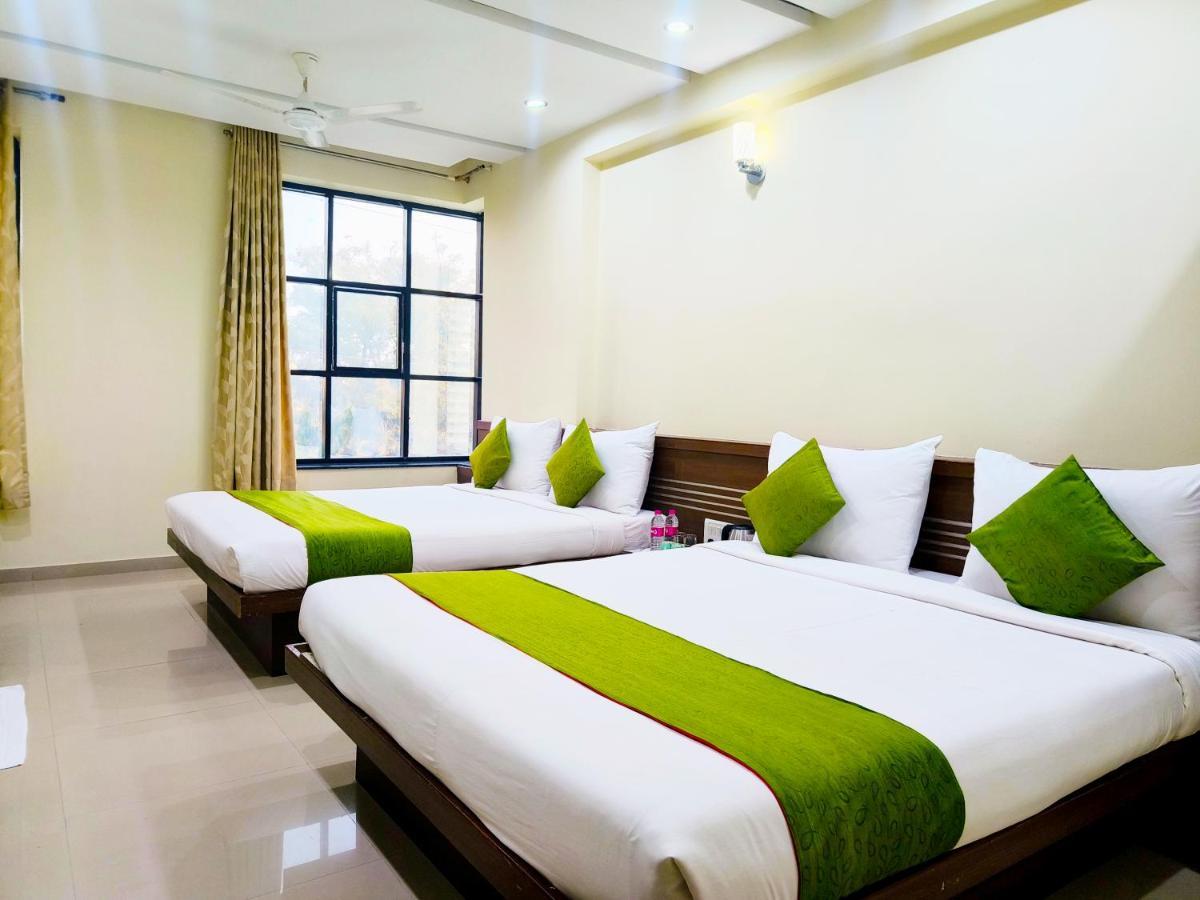 Sai Srushti By Neem Square Hotel Shirdi Ngoại thất bức ảnh