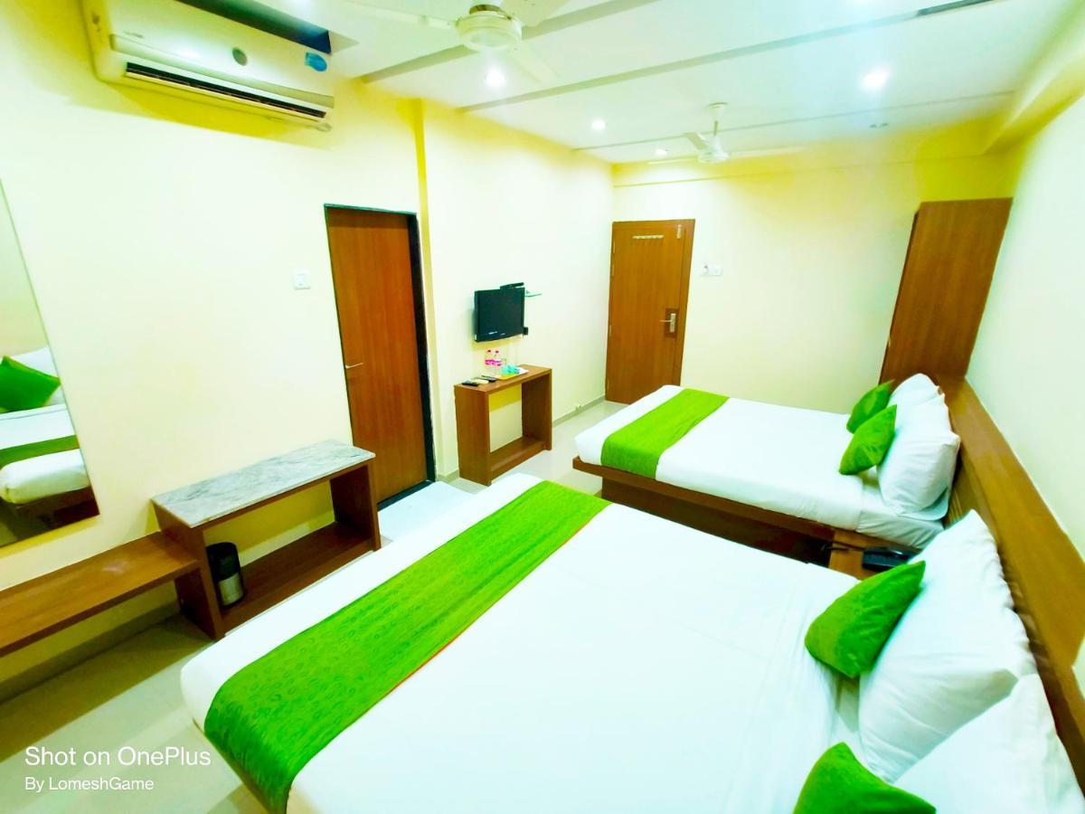 Sai Srushti By Neem Square Hotel Shirdi Ngoại thất bức ảnh