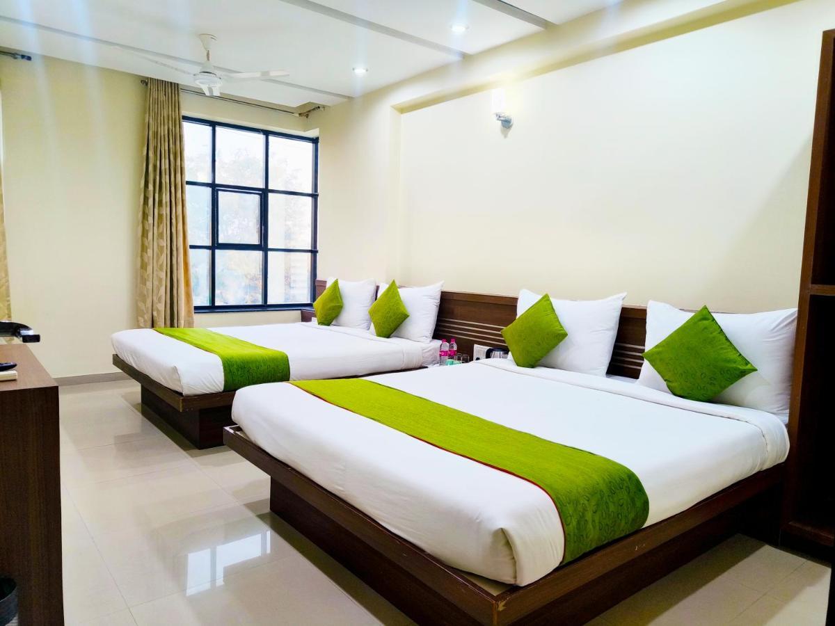 Sai Srushti By Neem Square Hotel Shirdi Ngoại thất bức ảnh