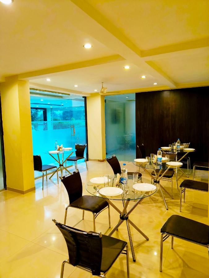 Sai Srushti By Neem Square Hotel Shirdi Ngoại thất bức ảnh