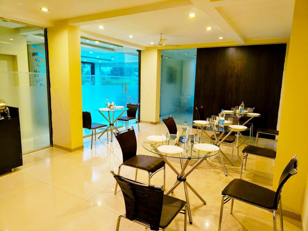 Sai Srushti By Neem Square Hotel Shirdi Ngoại thất bức ảnh